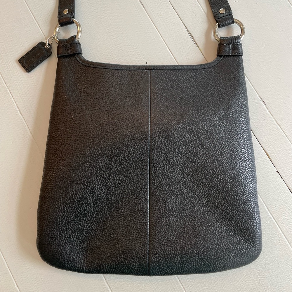 Coach Penelope cross-body No B1168-F16533 Black Pebble Leather w/silver hardware - Picture 3 of 6